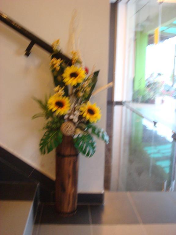 In@Hotel Johor Bahru Exteriör bild