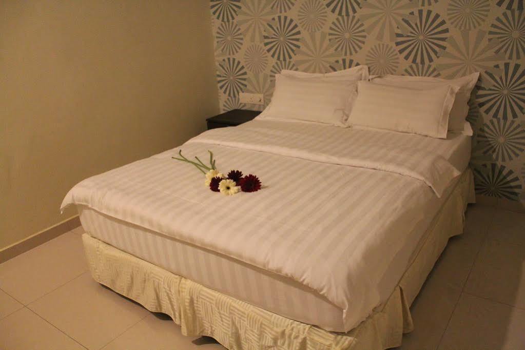 In@Hotel Johor Bahru Exteriör bild